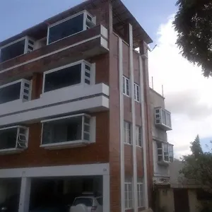 Apartment Comodos Cerca Del Aeropuerto, Guatemala City