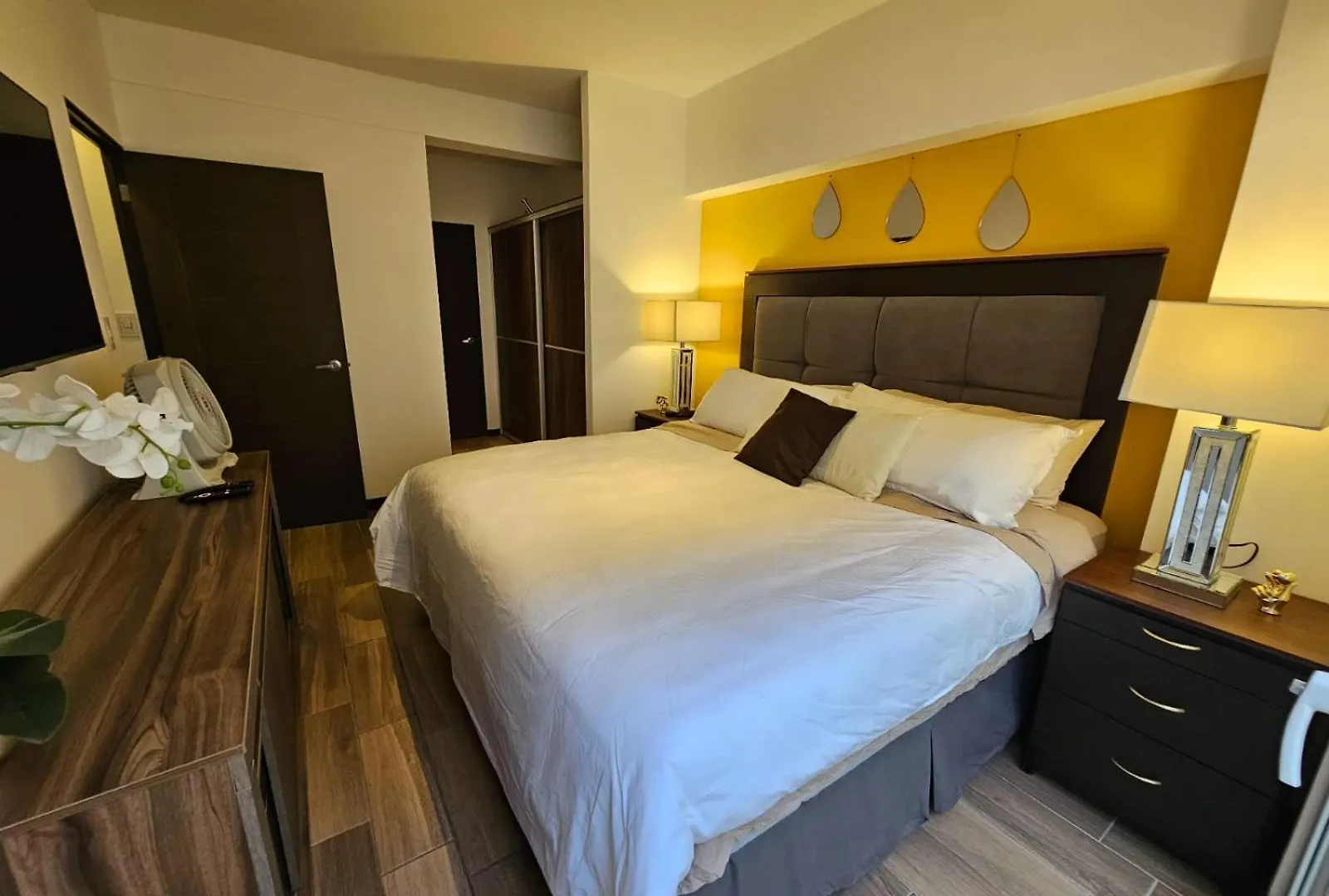 Torre Pamplona 102-Nuevo Y Centrico-Apartamento Guatemala City 0*,  Guatemala
